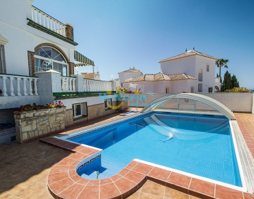 Villa for sale in Nerja - HI0606