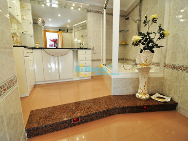 Penthouse in Torrox Costa — photo 5