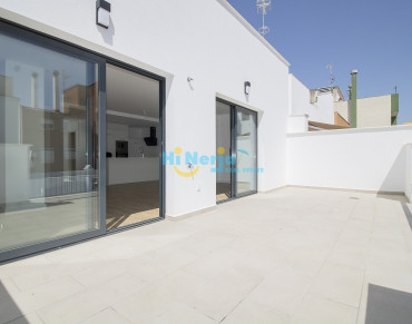 House for sale in Centro, Torre del Mar - HI1697