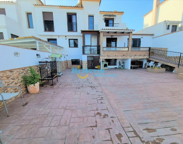 Villa for sale in Torrox Costa - HI1985