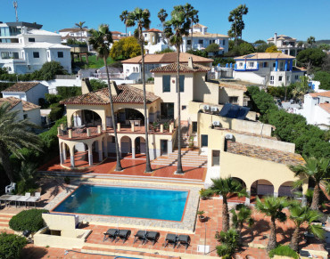Villa for sale in Estepona West, Buenas Noches, Estepona - TMRV11419