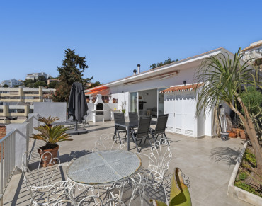 Villa for sale in Torreblanca, Fuengirola - ST6268