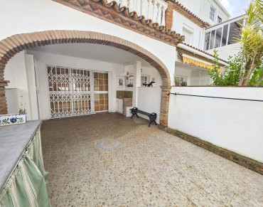Town House for sale in La Duquesa - S5343166