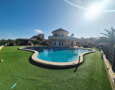 Villa for sale in United Golf - RH-UGR26