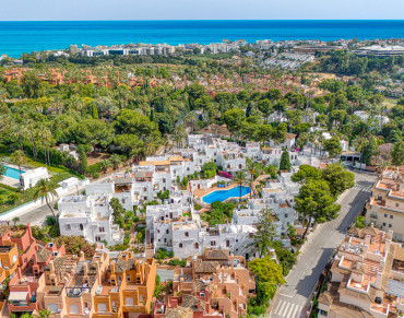 House for sale in Nueva Andalucia, Marbella - YPC0098