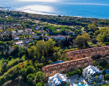 Apartment for sale in Marbella East, Carib Playa, Marbella - YPC0157