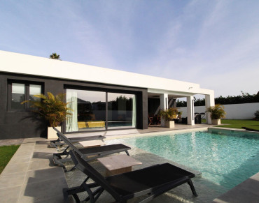 Villa for sale in San Pedro de Alcantara - R5337721