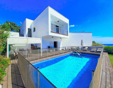 Villa for sale in Torreguadiaro - R4644007