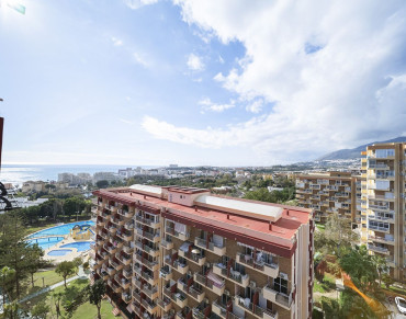 Apartment for sale in Benalmadena Costa - R5284015