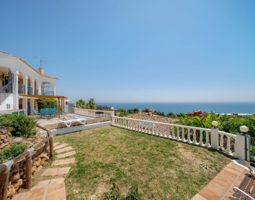 Villa for sale in Benalmadena - R5021140