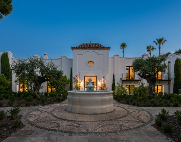 Villa for sale in Sotogrande Alto, Zona F, Sotogrande - NP1969
