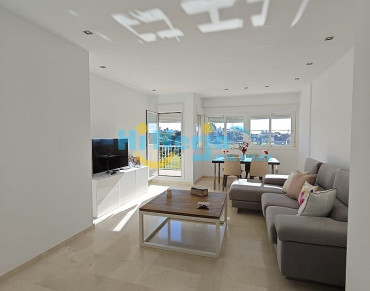 Apartment for sale in Caleta de Vélez - HI2305