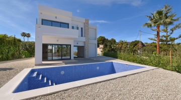 Villa for sale in Benissa, Alicante €1.175.000 — photo 3 of 39