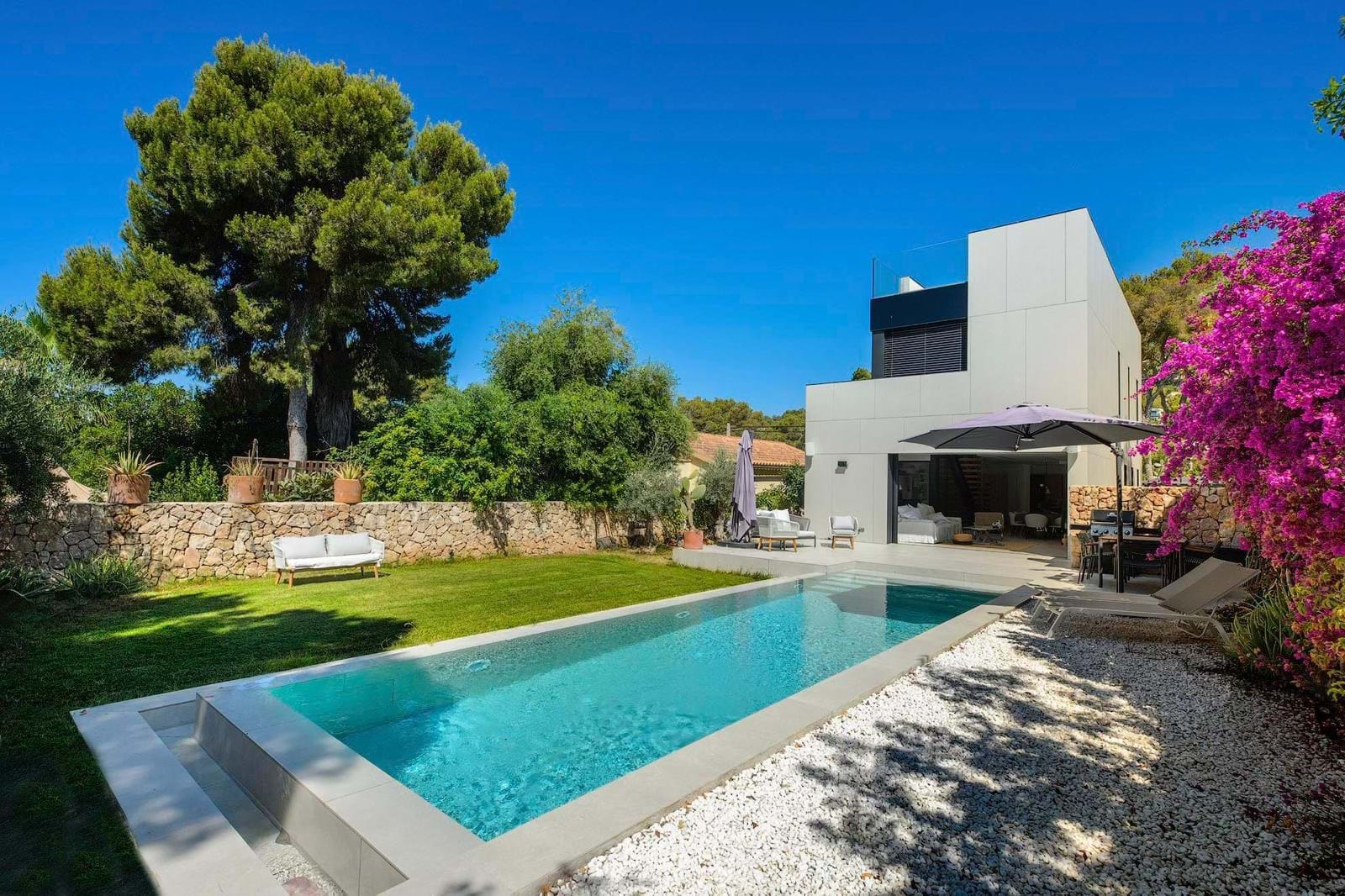 TA9580 - Villa in Portals Nous