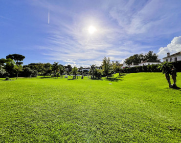 Apartment for sale in New Golden Mile - R5212435