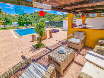 House in Casares — photo 2
