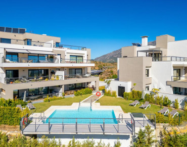 Apartment for sale in Los Naranjos, Marbella - BOKW77