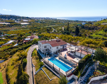 Villa for sale in Nerja - THM2605