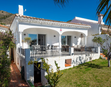 Villa for sale in East Nerja - MEO2605E
