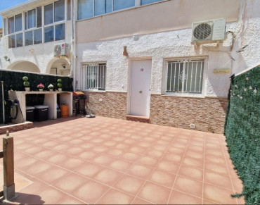 House for sale in La Mata - JHN0618