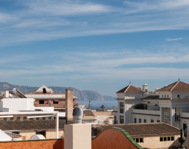 Town House for sale in Nerja Centro - JOB2514