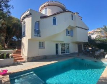 Villa for sale in La Zenia, Orihuela - JHN0568