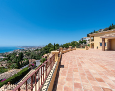 Villa for sale in La Capellanía, Benalmádena - FLP0291