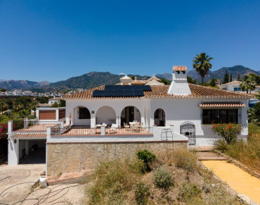 Villa for sale in Frigiliana - MNO2512