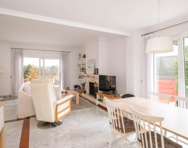 House for sale in East Estepona, Estepona - CRK0036