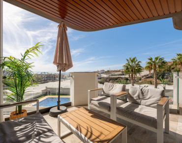 Apartment for sale in Torrox Costa, Torrox - JOB2601E