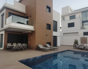 Villa for sale in Campoamor, Orihuela - DLS0595