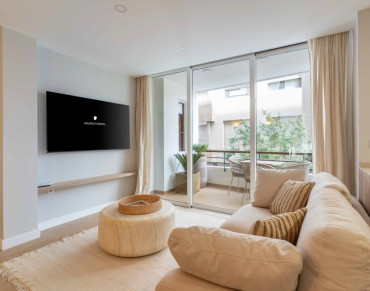 Apartment for sale in Estepona Centro - CRK190