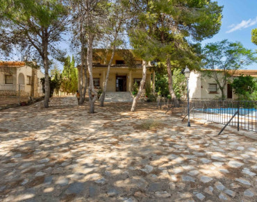 Villa for sale in Los Balcones, Torrevieja - JHN0559