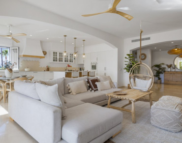 Penthouse for sale in Estepona - CRK170