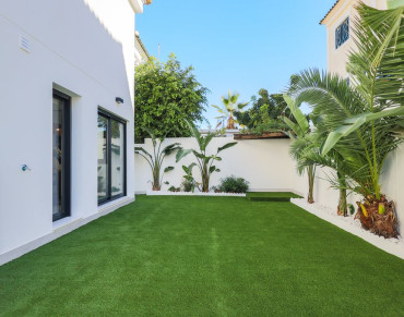 Villa for sale in Villamartín - JHN0620
