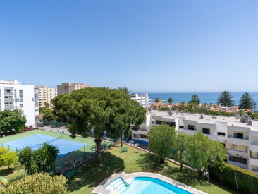 Apartment in Estepona — photo 3