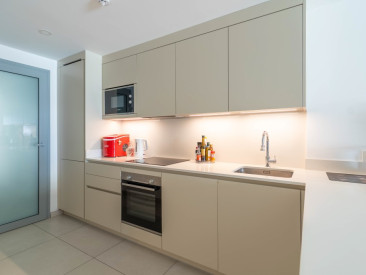 Apartment in Elviria — photo 5