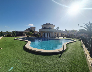 Villa for sale in United Golf - RH-UGR26