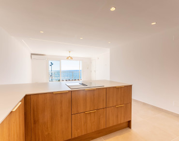 Fuengirola Beach Front apartment!
