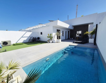 Detached for sale in Roldan - RH-ROLFR2