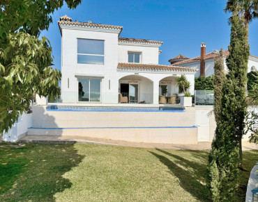 Villa for sale in Riviera del Sol - ST6284