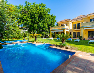 Villa for sale in Guadalmina Baja - MPV6748