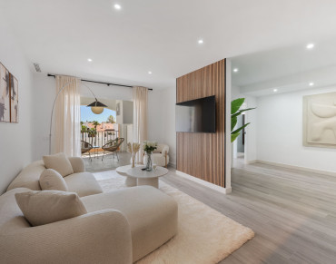 Apartment for sale in Nueva Andalucia - LS50197