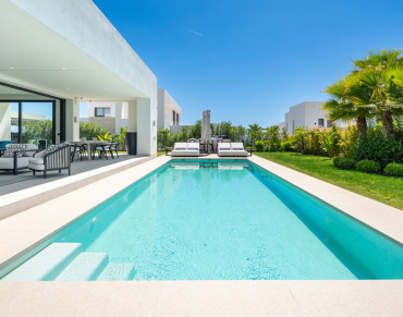 Villa for sale in Marbella East, La Finca de Marbella, Marbella - PANR-16316