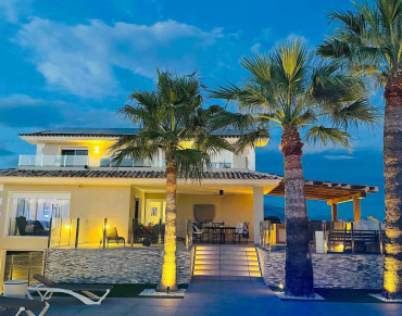 Villa for sale in pueblo - R43