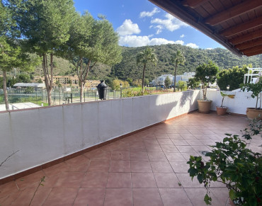 Apartment for sale in Benahavis - R5265937