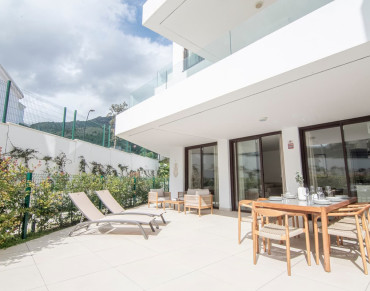 Apartment for sale in Benalmadena Costa - R5348752