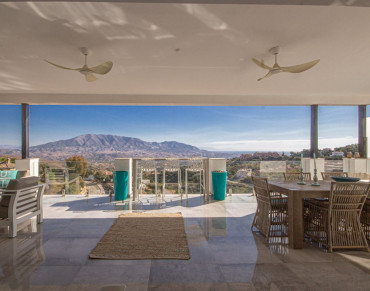 Villa for sale in La Mairena - R5143909