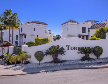 Apartment for sale in Los Arqueros, Benahavís - 79325KDT