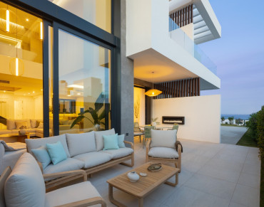 Town House for sale in Rio Real - AF571